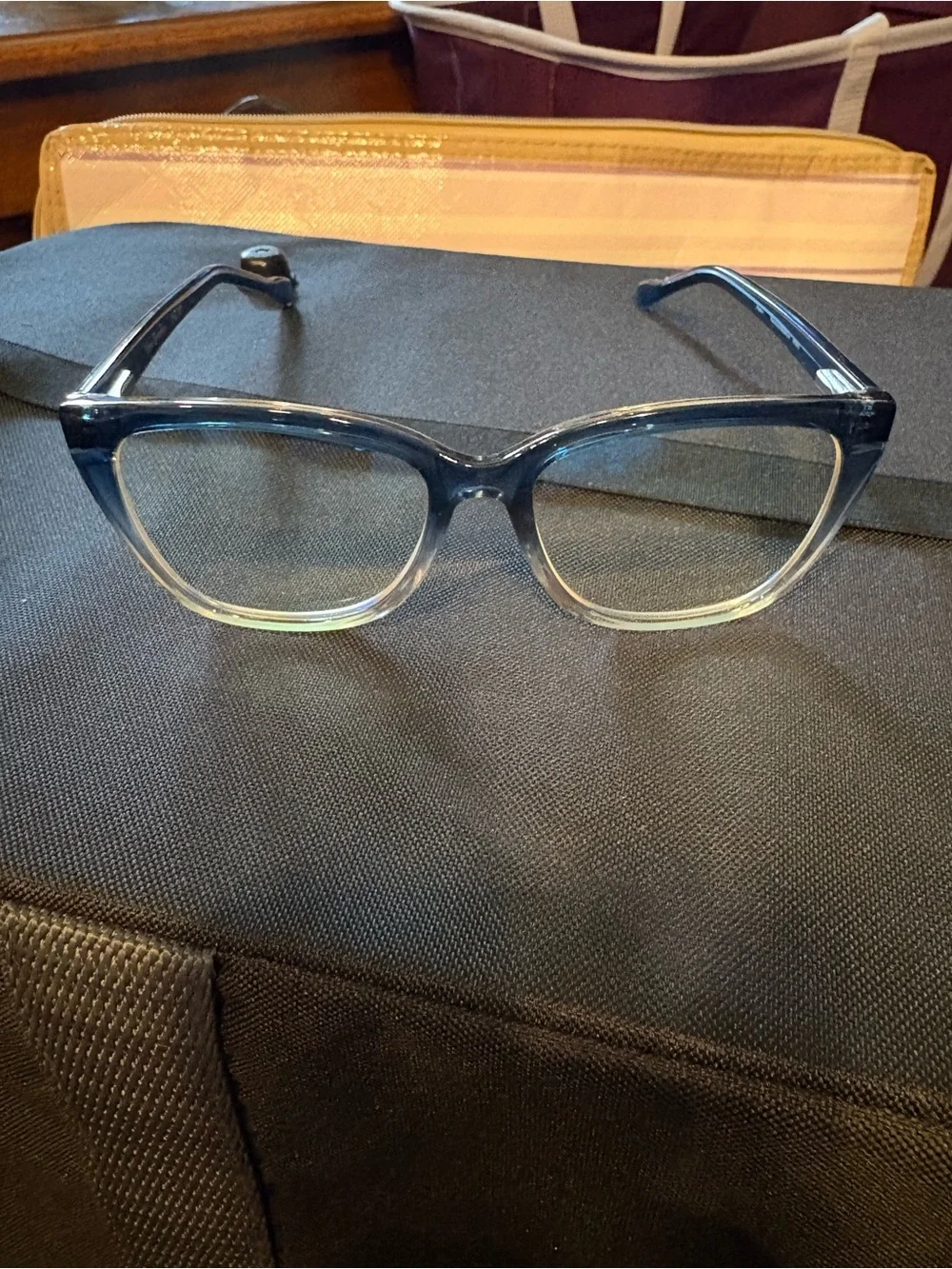 Vera Bradley Blue to Clear Ombre 2.0 Readers